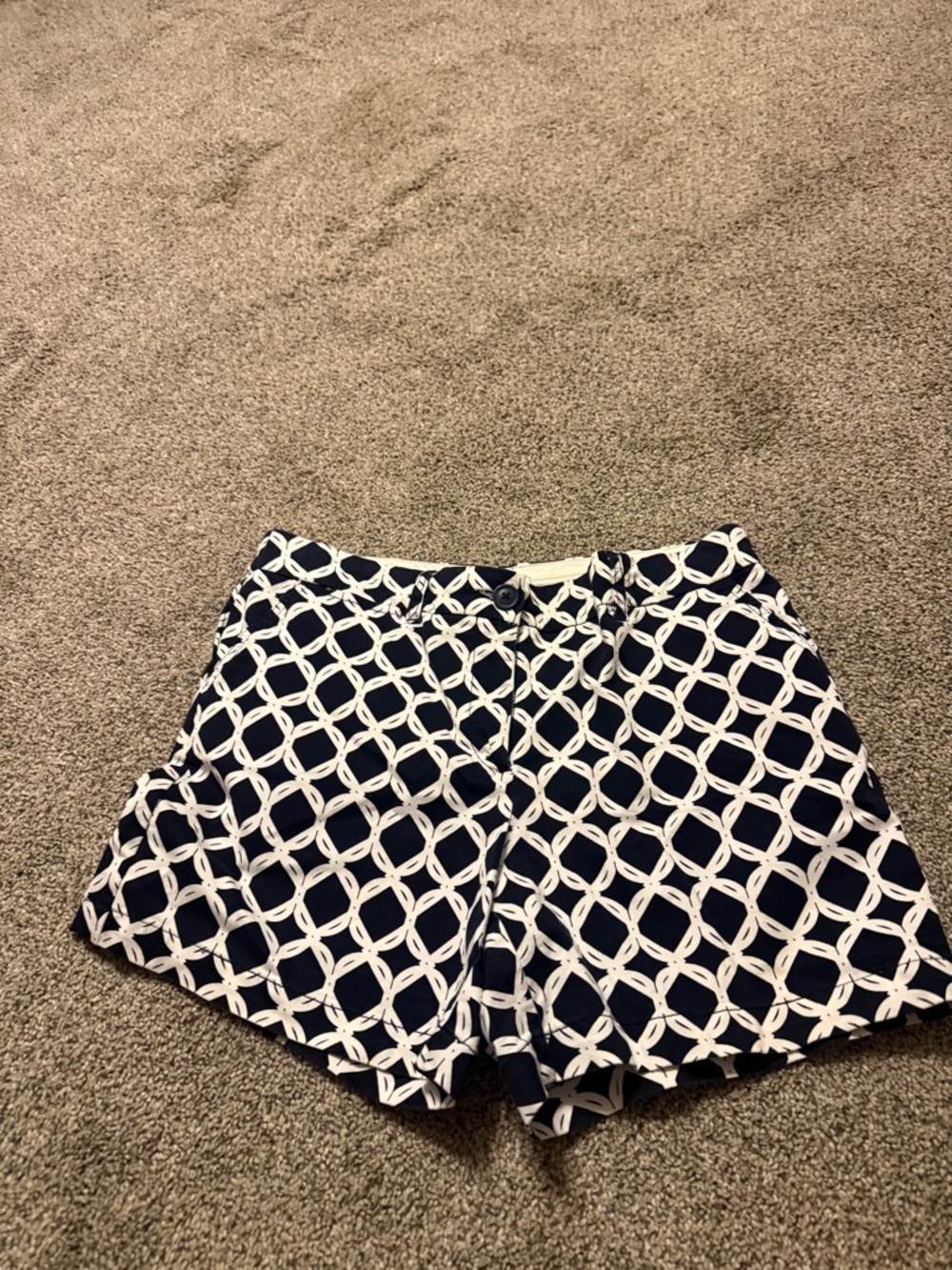 Crown & Ivy Navy & White Geometric Shorts – Size 12